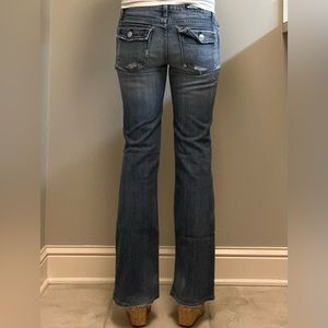 Rock & Republic low rise, patch pocket flare jeans, size 27